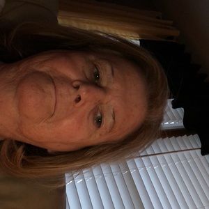 Meet your Posher, Carol